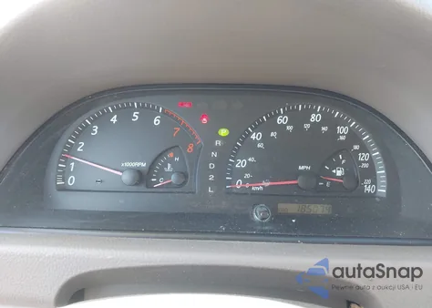 2003 Toyota Camry Le V6 z USA, uszkodzony, nr VIN 4T1BF30K23U041622